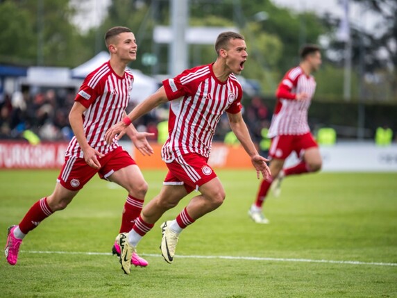 Mit Fallrückzieher: Piräus gewinnt Finale der Youth League