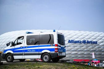 Sicherheit hat für die deutschen Behörden bei der Fußball-EM oberste Priorität. Sicherheit hat für die deutschen Behörden bei der Fußball-EM oberste Priorität.