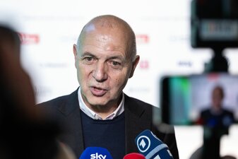 DFB-Präsident Bernd Neuendorf sieht den deutschen Fußball auf einem guten Weg. DFB-Präsident Bernd Neuendorf sieht den deutschen Fußball auf einem guten Weg.
