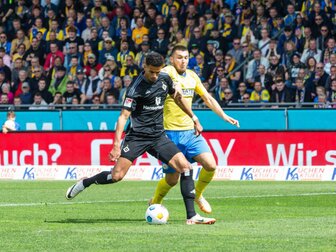 Doppelpack Glatzel: HSV wahrt Minimalchance auf den Aufstieg Doppelpack Glatzel: HSV wahrt Minimalchance auf den Aufstieg