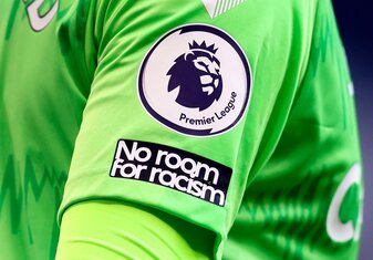 Die Fußballvereine der englischen Premier League haben sich laut Medienberichten grundsätzlich auf die Einführung einer Ausgabenobergrenze geeinigt. Die Fußballvereine der englischen Premier League haben sich laut Medienberichten grundsätzlich auf die Einführung einer Ausgabenobergrenze geeinigt.