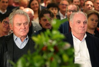 Sind unterschiedlicher Meinung bei Ralf Rangnick als Bayern-Trainer: Sepp Maier und Uli Hoeneß. Sind unterschiedlicher Meinung bei Ralf Rangnick als Bayern-Trainer: Sepp Maier und Uli Hoeneß.