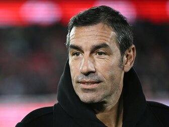 "Unbesiegter" Pires traut Bayer Saison ohne Niederlage zu "Unbesiegter" Pires traut Bayer Saison ohne Niederlage zu