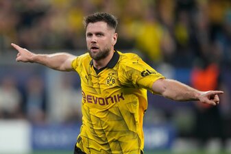Dortmunds Niclas Füllkrug feiert seinen Siegtortrffer zum 1:0 gegen Paris Saint-Germain. Dortmunds Niclas Füllkrug feiert seinen Siegtortrffer zum 1:0 gegen Paris Saint-Germain.
