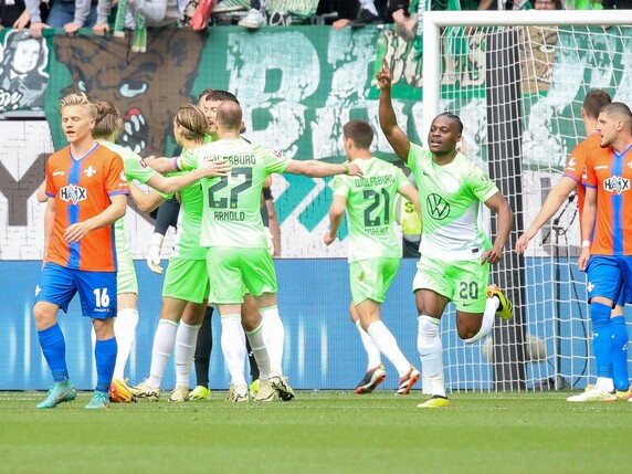 Klassenerhalt ganz nah: Wolfsburg ohne Mühe gegen Darmstadt