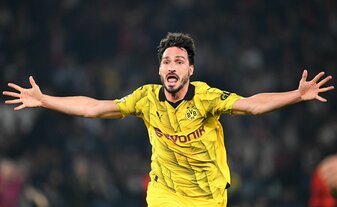 Ist nun der älteste deutsche Torschütze in einem K.o.-Spiel der Champions League: Mats Hummels. Ist nun der älteste deutsche Torschütze in einem K.o.-Spiel der Champions League: Mats Hummels.
