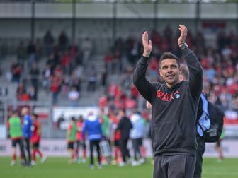 Kiel vor Düsseldorf-Kracher: "Felsenfest überzeugt" Kiel vor Düsseldorf-Kracher: "Felsenfest überzeugt"