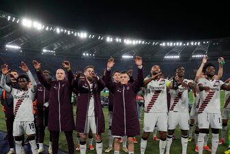 Bayer 04 Leverkusen trifft nun im Finale der Europa League auf den italienischen Vertreter Atalanta Bergamo. Bayer 04 Leverkusen trifft nun im Finale der Europa League auf den italienischen Vertreter Atalanta Bergamo.