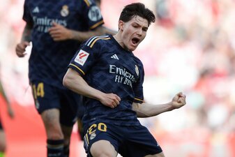 Dortmunds Champions-League-Finalgegner Real Madrid feiert einen souveränen Auswärtssieg in Granada. Dortmunds Champions-League-Finalgegner Real Madrid feiert einen souveränen Auswärtssieg in Granada.