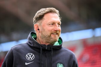 Kündigt vollen Einsatz gegen Mainz an: Ralph Hasenhüttl. Kündigt vollen Einsatz gegen Mainz an: Ralph Hasenhüttl.