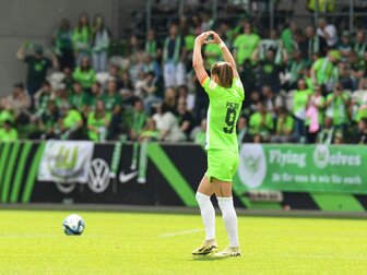 Bayern-Frauen ungeschlagen Meister - Pajor-Dreier zum Abschied Bayern-Frauen ungeschlagen Meister - Pajor-Dreier zum Abschied