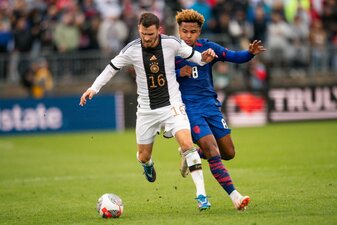 Groß steht im vorläufigen DFB-Kader für die Heim-EM. Foto: Eduardo Munoz/AFP via Getty Images Groß steht im vorläufigen DFB-Kader für die Heim-EM. Foto: Eduardo Munoz/AFP via Getty Images