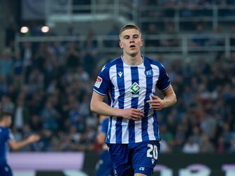 Karlsruhe verpflichtet Herold nach Leihe vom FC Bayern fest Karlsruhe verpflichtet Herold nach Leihe vom FC Bayern fest