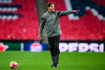 Dortmunds Trainer Edin Terzic vor dem Champions League Finale in London. Dortmunds Trainer Edin Terzic vor dem Champions League Finale in London.