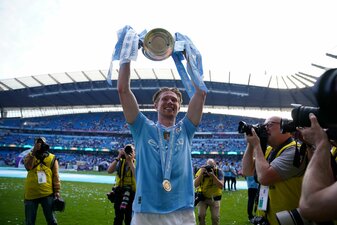Kevin De Bruyne spielt seit neun Jahren für Manchester City. Mit den Skyblues holte er zahlreiche Titel. Kevin De Bruyne spielt seit neun Jahren für Manchester City. Mit den Skyblues holte er zahlreiche Titel.