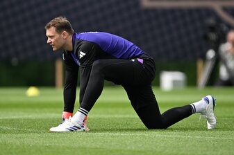 Torwart Manuel Neuer beim DFB-Training. Torwart Manuel Neuer beim DFB-Training.