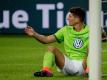 Mario Gomez blieb auch im Spiel gegen den FSV Mainz ohne Tor: Der VfL-Stürmer sitzt nach vergebener Chance am Boden. Foto: Peter Steffen