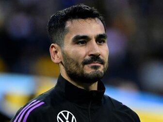 Gündogan schwärmt von Kompany und nimmt Alonso als Vorbild Gündogan schwärmt von Kompany und nimmt Alonso als Vorbild