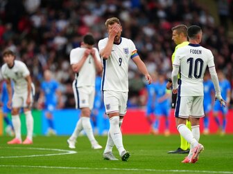 Massive Kritik: Kane und Co. bekommen "Wembley-Zorn" zu spüren Massive Kritik: Kane und Co. bekommen "Wembley-Zorn" zu spüren