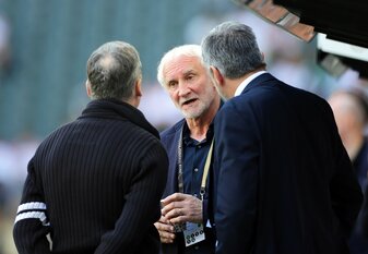DFB-Sportdirektor Rudi Völler: «Gegen Schottland nicht so viele Konter zulassen.» DFB-Sportdirektor Rudi Völler: «Gegen Schottland nicht so viele Konter zulassen.»