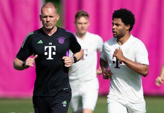 Der langjährige Fitnesschef Holger Broich (l) und die Bayern gehen getrennte Wege. Der langjährige Fitnesschef Holger Broich (l) und die Bayern gehen getrennte Wege.