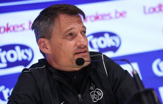 Er wird wohl neuer St. Pauli-Trainer: Alexander Blessin. Foto: VIRGINIE LEFOUR/BELGA MAG/AFP via Getty Images Er wird wohl neuer St. Pauli-Trainer: Alexander Blessin. Foto: VIRGINIE LEFOUR/BELGA MAG/AFP via Getty Images