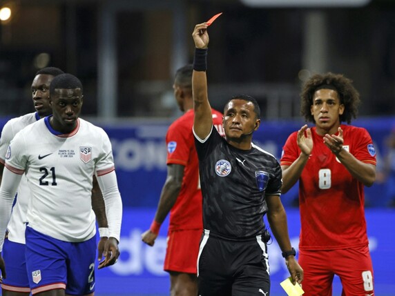 Panama schockt Gastgeber USA - Uruguay entzaubert Bolivien