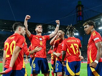 Spanien erkämpft sich Viertelfinal-Duell mit Deutschland Spanien erkämpft sich Viertelfinal-Duell mit Deutschland