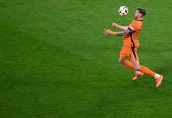 Der niederländische Nationalspieler kehrt nach einem Jahr wieder zum Premiere-League-Absteiger FC Burnley zurück. Der niederländische Nationalspieler kehrt nach einem Jahr wieder zum Premiere-League-Absteiger FC Burnley zurück.