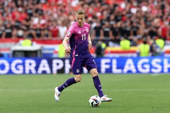 Ausstiegsklausel gilt weiterhin: Könnte Führich den VfB Stuttgart doch noch verlassen? Foto: Alexander Hassenstein/Getty Images Ausstiegsklausel gilt weiterhin: Könnte Führich den VfB Stuttgart doch noch verlassen? Foto: Alexander Hassenstein/Getty Images