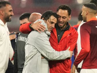 Calhanoglu fiebert Rückkehr entgegen: "Vieles möglich" Calhanoglu fiebert Rückkehr entgegen: "Vieles möglich"