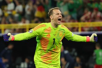 Torhüter Manuel Neuer kassierte in 123 Partien für Deutschland 116 Treffer, weniger als einen pro Partie. Torhüter Manuel Neuer kassierte in 123 Partien für Deutschland 116 Treffer, weniger als einen pro Partie.