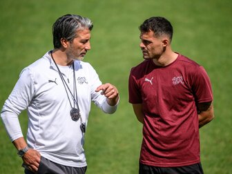 "Zähle voll auf ihn": Yakin über fitten Xhaka "Zähle voll auf ihn": Yakin über fitten Xhaka