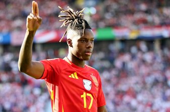 Spaniens Jungstar Nico Williams hat das Interesse europäischer Clubs geweckt. Spaniens Jungstar Nico Williams hat das Interesse europäischer Clubs geweckt.