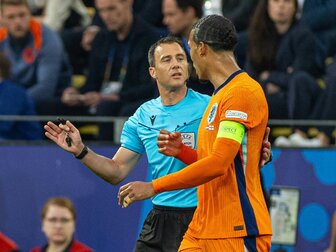 EM als Vorbild: DFB übernimmt "Kapitänsregel" EM als Vorbild: DFB übernimmt "Kapitänsregel"