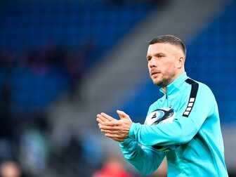 Podolski sieht EM-Abschneiden des DFB kritisch Podolski sieht EM-Abschneiden des DFB kritisch