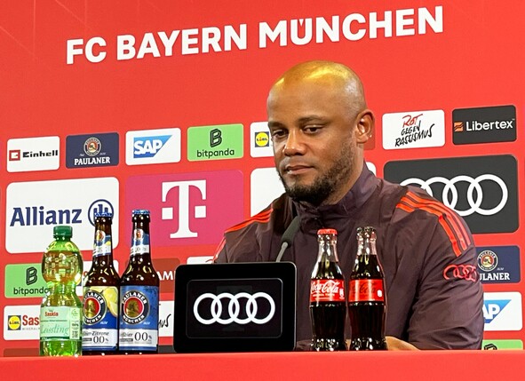 Bayern-Coach Vincent Kompany vermeidet beharrlich Einschätzungen zu Spielern.