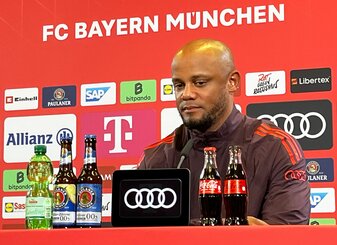 Zu einzelnen Spielern hält sich Kompany zurück. Zu einzelnen Spielern hält sich Kompany zurück.