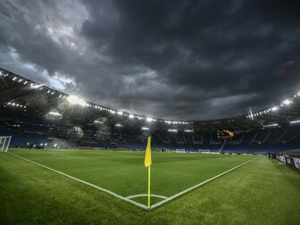 Curva Sud nach Dortmunder Vorbild: AS Rom zeigt neues Stadion Curva Sud nach Dortmunder Vorbild: AS Rom zeigt neues Stadion