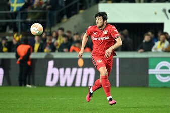 Sardar Azmoun wechselt laut Medien von Leverkusen nach Dubai. Sardar Azmoun wechselt laut Medien von Leverkusen nach Dubai.