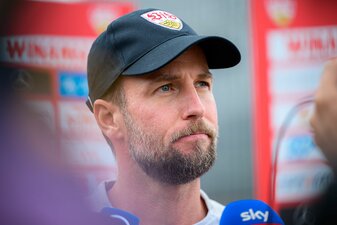 Sebastian Hoeneß und der VfB gewinnen bei Kyoto Sanga. Sebastian Hoeneß und der VfB gewinnen bei Kyoto Sanga.