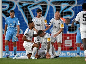 Saarbrücken gewinnt Drittliga-Auftakt Saarbrücken gewinnt Drittliga-Auftakt