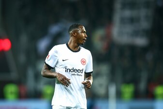 PSG lockt: Pacho vor Blitz-Abgang? Foto: Leon Kuegeler/Getty Images PSG lockt: Pacho vor Blitz-Abgang? Foto: Leon Kuegeler/Getty Images