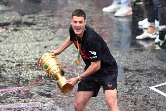 Leverkusens Mittelstürmer Patrik Schick denkt nicht an einen Vereinswechsel. Leverkusens Mittelstürmer Patrik Schick denkt nicht an einen Vereinswechsel.