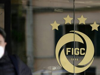 Italiens Fußball-Klubs machen weniger Verlust Italiens Fußball-Klubs machen weniger Verlust