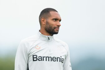Entscheidung gefallen: Tah bleibt in Leverkusen. Foto: Silas Stein/AFP via Getty Images Entscheidung gefallen: Tah bleibt in Leverkusen. Foto: Silas Stein/AFP via Getty Images