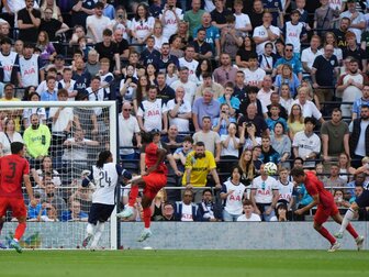 Sieg in London: Bayern tanken Selbstvertrauen Sieg in London: Bayern tanken Selbstvertrauen