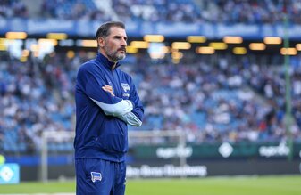 Hertha-Trainer Cristian Fiel war zufrieden mit der Leistung seiner Mannschaft gegen den HSV. | Foto: Selim Sudheimer/Getty Images Hertha-Trainer Cristian Fiel war zufrieden mit der Leistung seiner Mannschaft gegen den HSV. | Foto: Selim Sudheimer/Getty Images