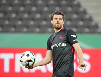 Der Leverkusener Profi Joans Hofmann denkt über eine Ausbildung zum Trainer nach