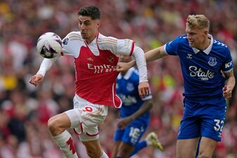 Kai Havertz (l) strebt mit Arsenal nach der Meisterschaft. Kai Havertz (l) strebt mit Arsenal nach der Meisterschaft.
